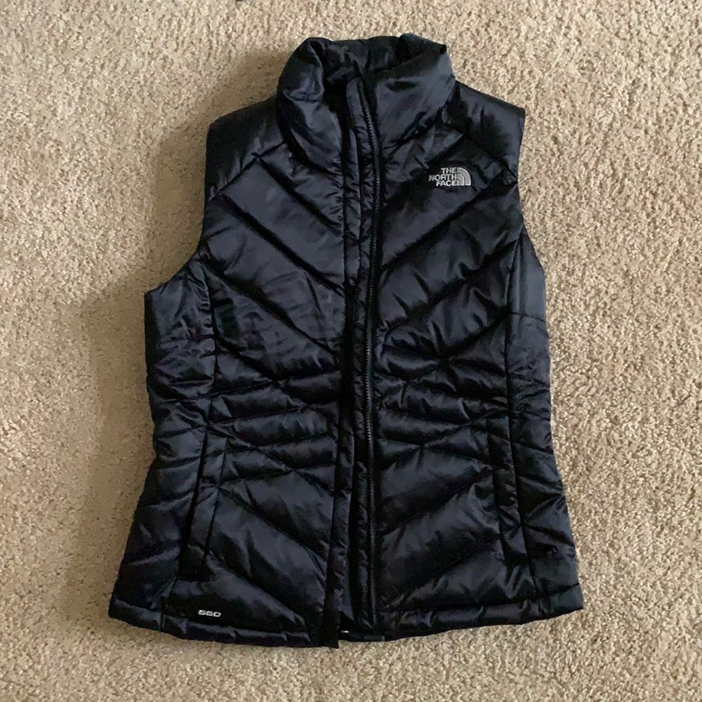 The North Face 550 Vest in Black
